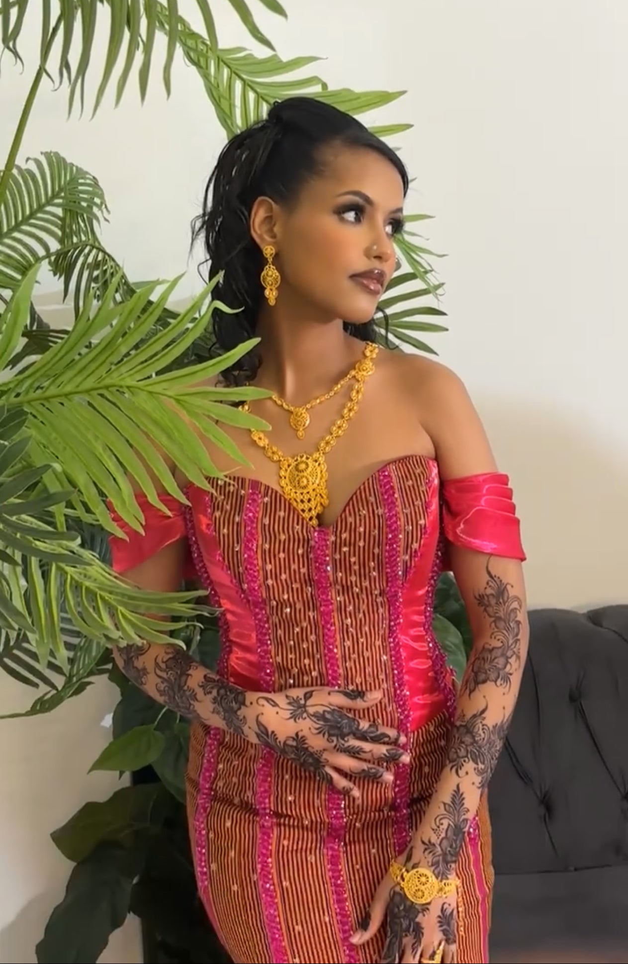 MUMINA - Five piece bridal set