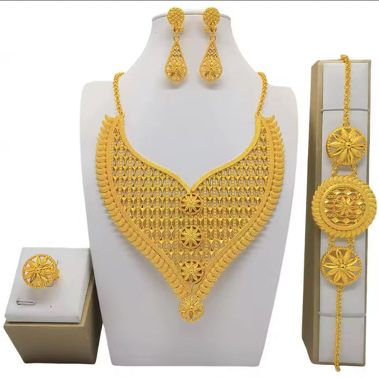 Amoura five piece set