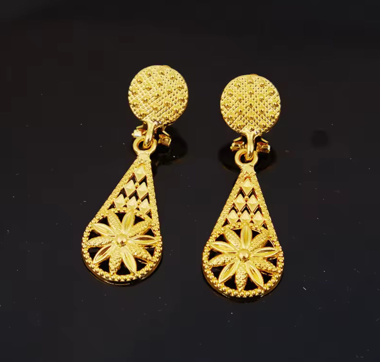 Amoura five piece set